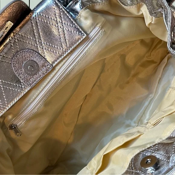 Mac Douglas Silver Bag - Picture 4 of 9